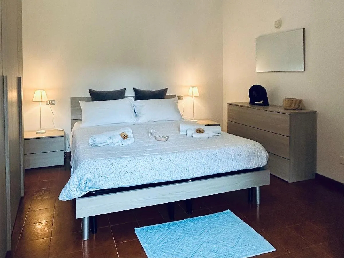 Ferienwohnung Tua Duplex Saló Italien